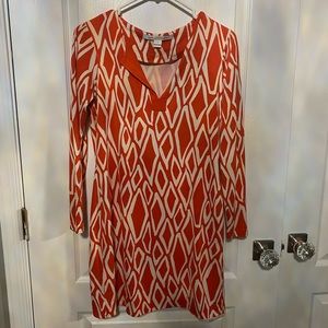 DVF size 6- Classic dress!